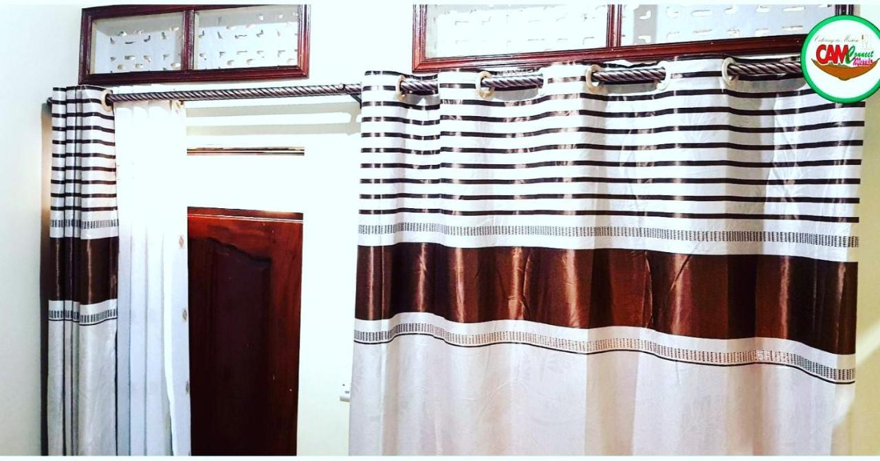 Cam Connect Motel Koboko Kültér fotó